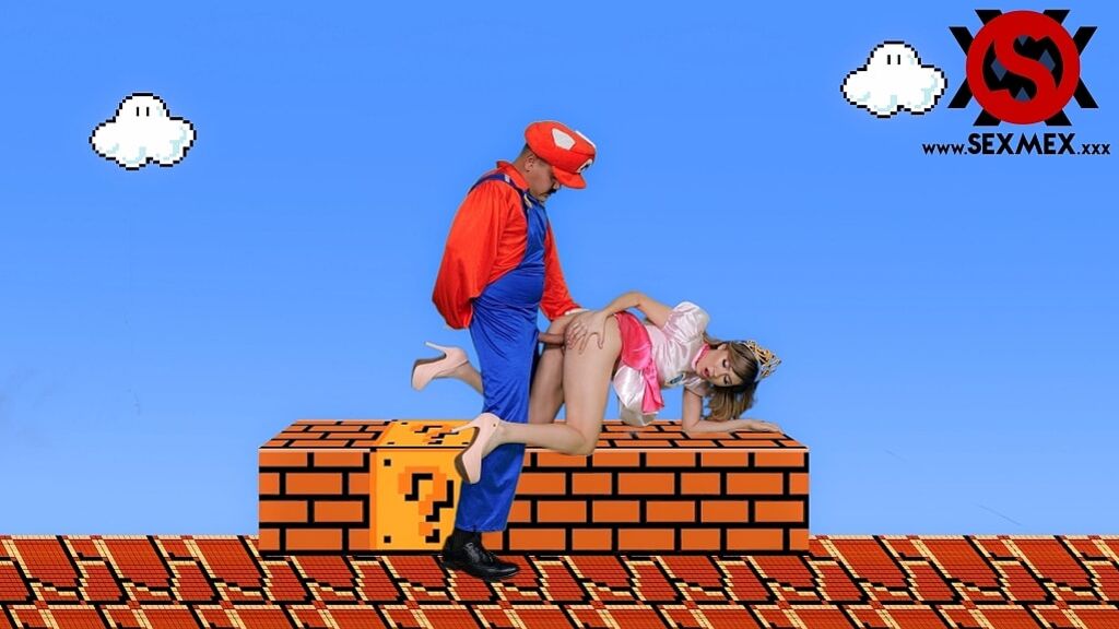 SUPER MARIO PORNO . ESMERALDA DUARTE AND KARI CACHONDA