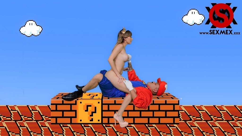 SUPER MARIO PORNO . ESMERALDA DUARTE AND KARI CACHONDA