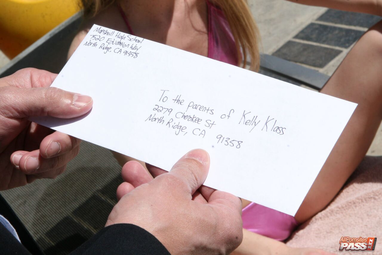 Kelly screwing her stepdaddy