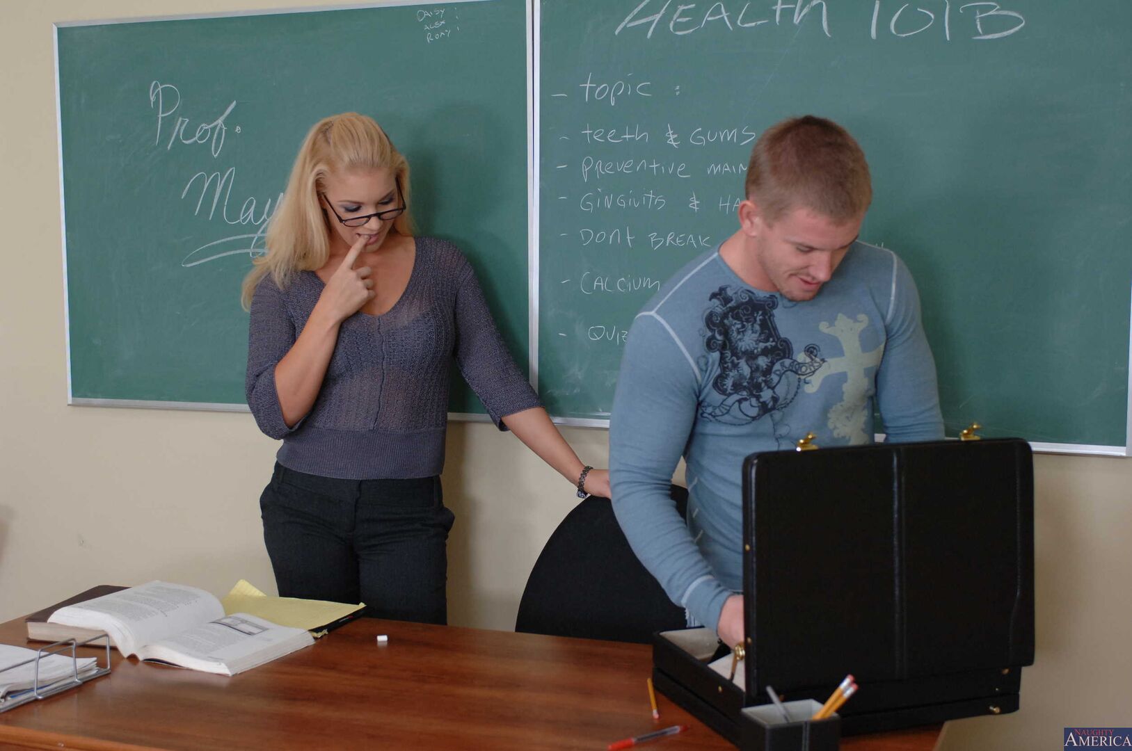 Heidi Mayne fucking in the classroom with her tattoos