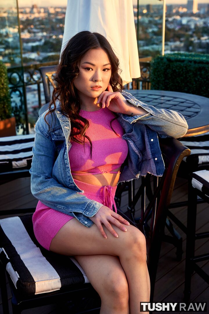 Tight & Tiny