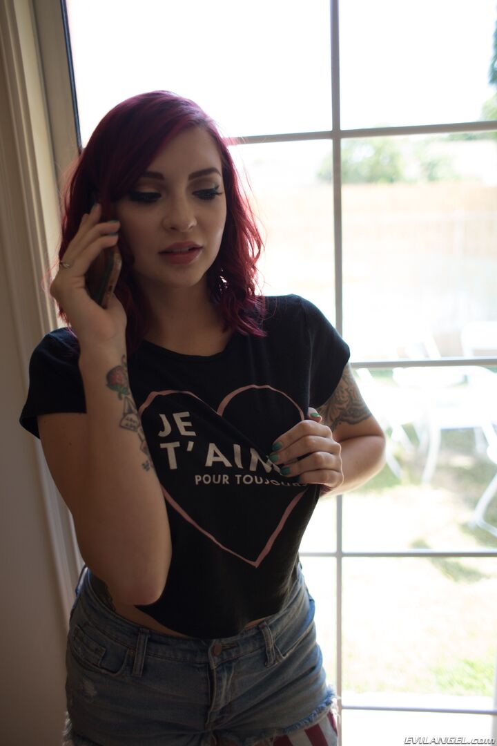 REDHEAD IVY'S INTERRACIAL ANAL REAMING