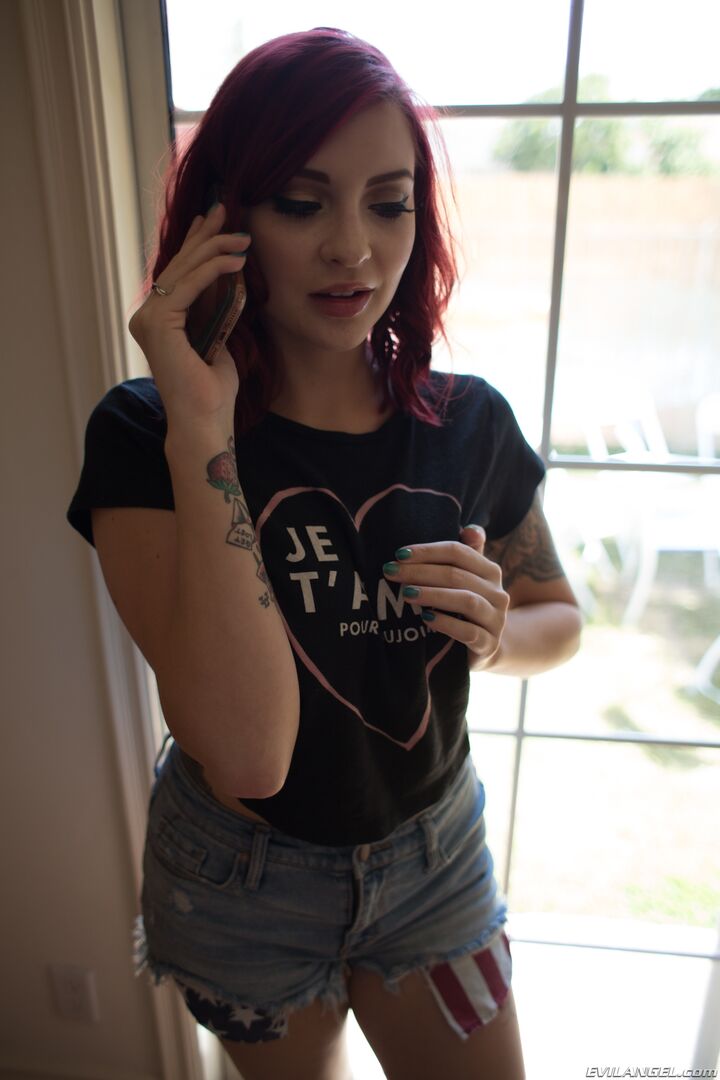 REDHEAD IVY'S INTERRACIAL ANAL REAMING