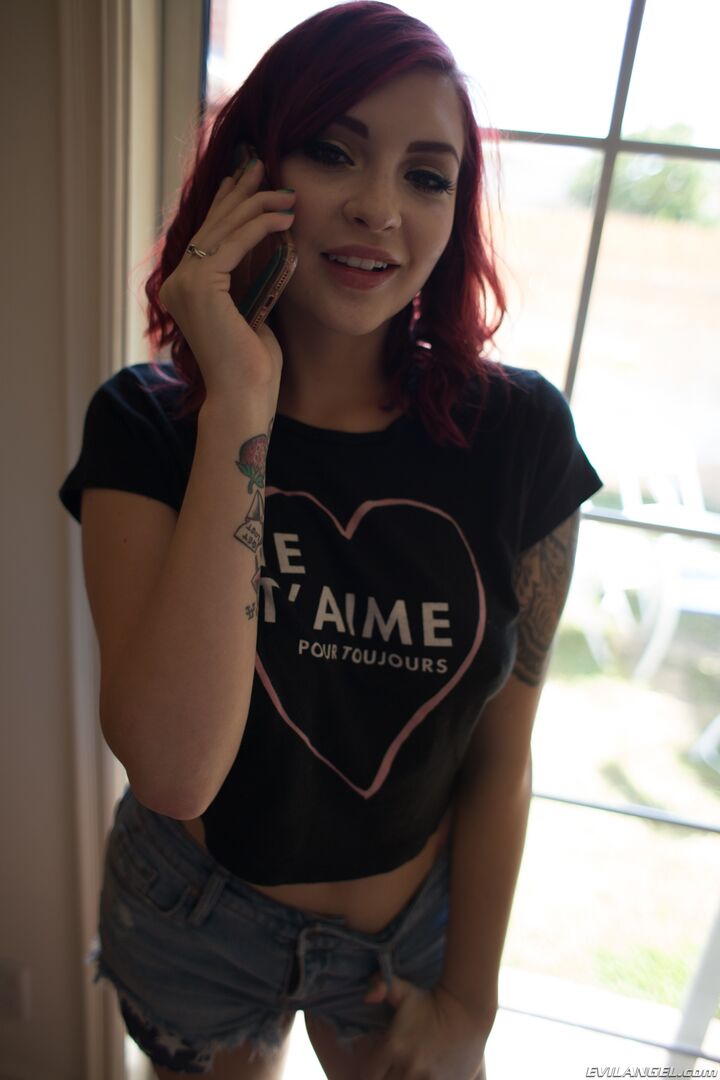 REDHEAD IVY'S INTERRACIAL ANAL REAMING