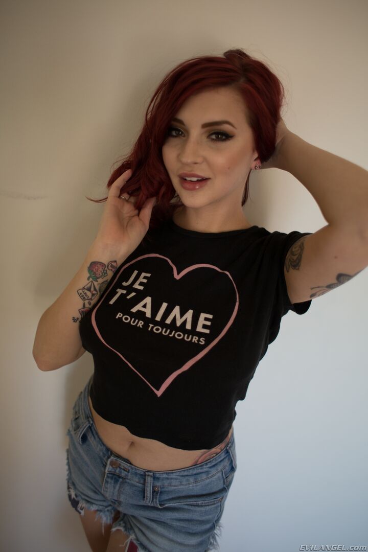 REDHEAD IVY'S INTERRACIAL ANAL REAMING