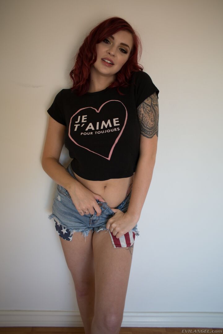 REDHEAD IVY'S INTERRACIAL ANAL REAMING
