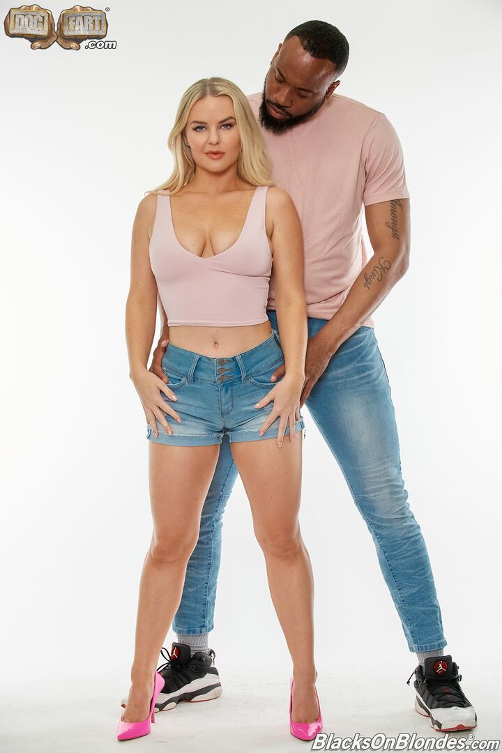 Slimthick Vic-BlacksOnBlondes 0506