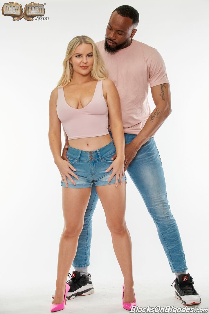Slimthick Vic-BlacksOnBlondes 0506