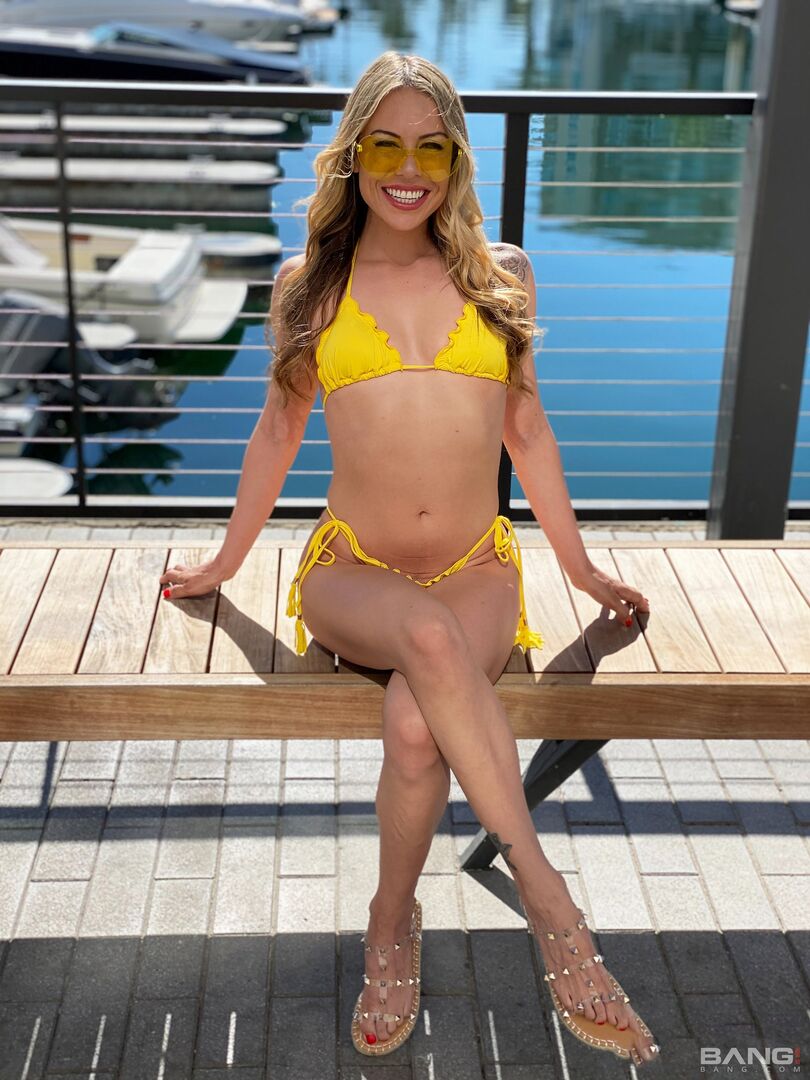 Summer vixen got filled - Scene 1
