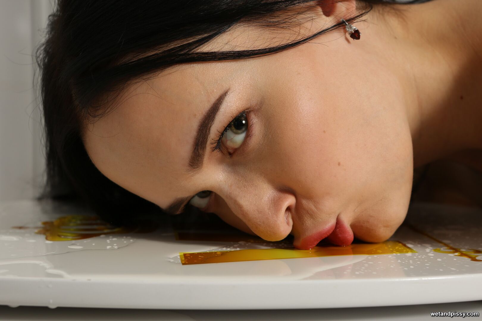 SASHA SPARROW — GUSHING DEBUT