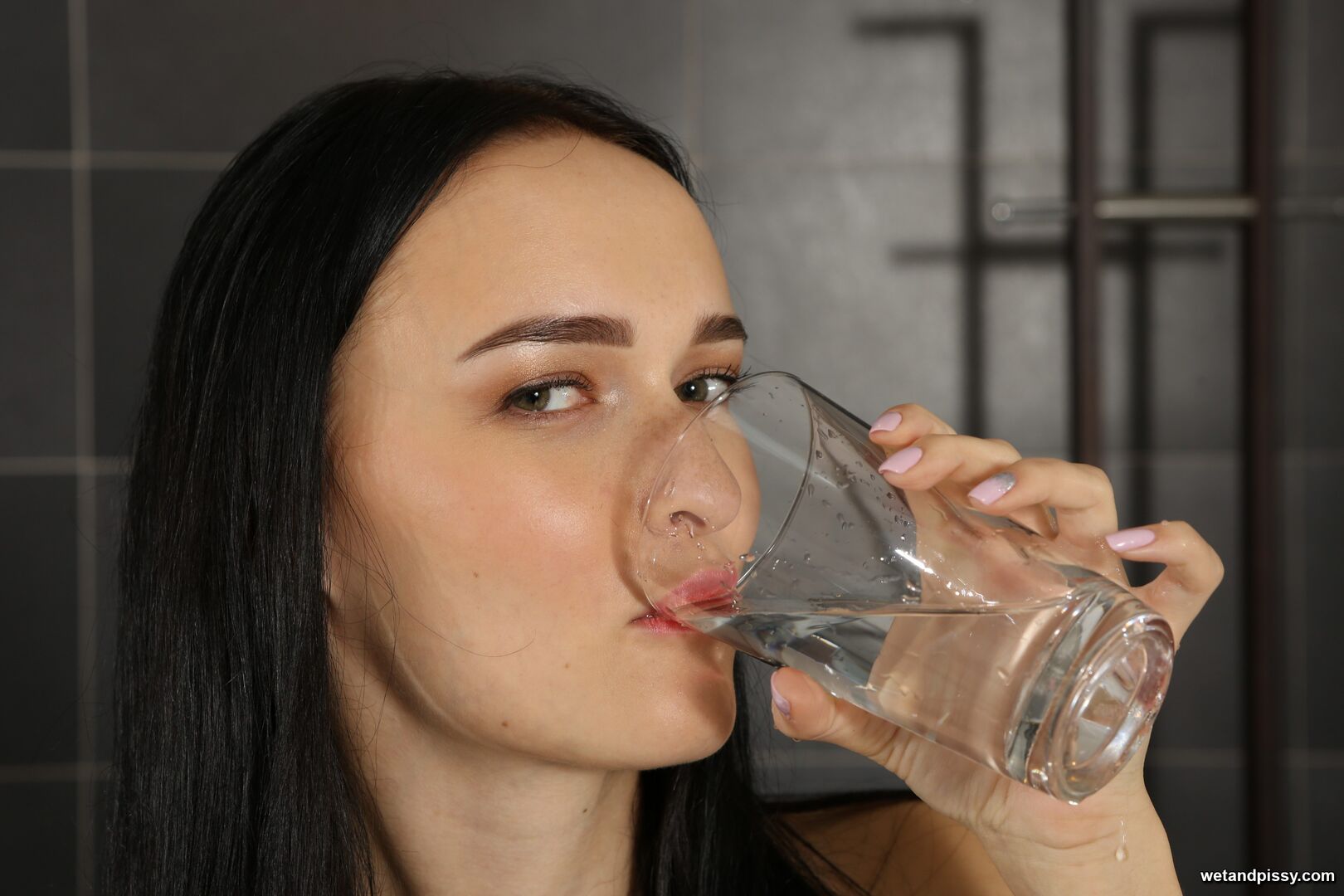 SASHA SPARROW — GUSHING DEBUT