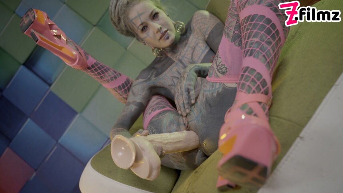 Heavily Tattooed TEEN ANAL Stretching