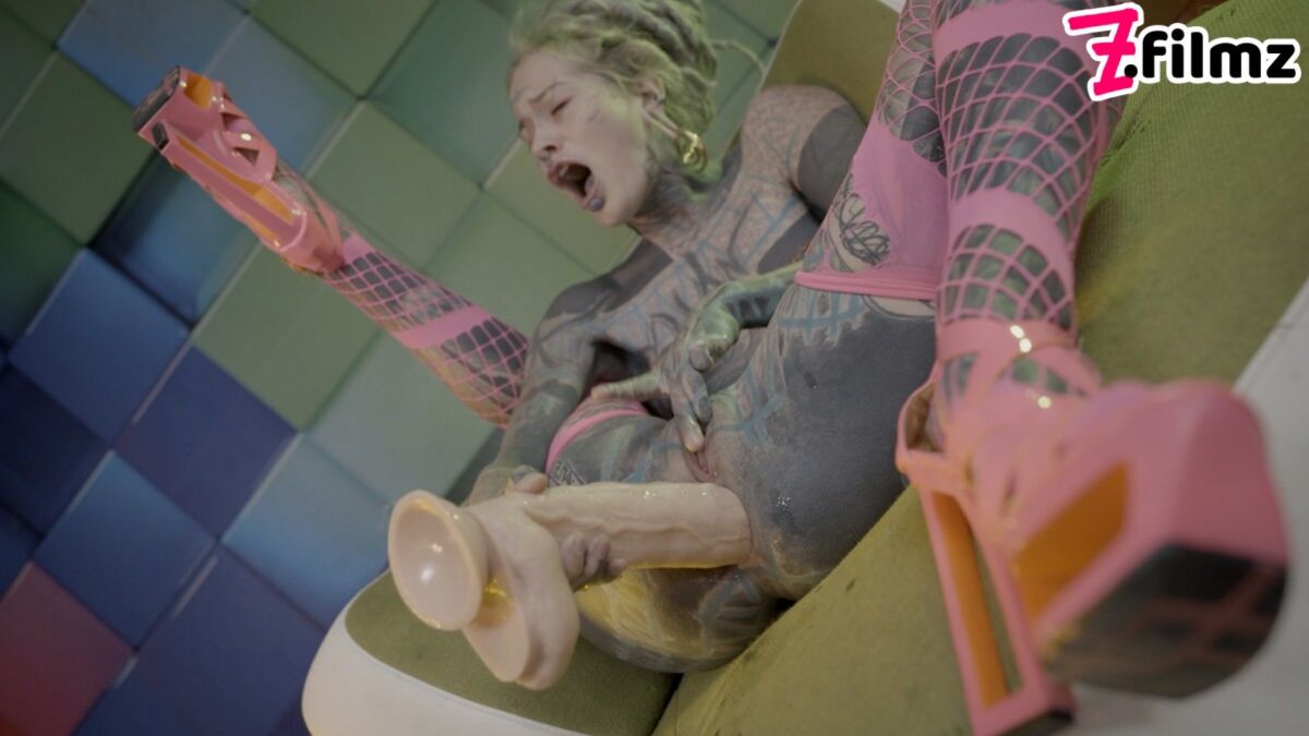 Heavily Tattooed TEEN ANAL Stretching