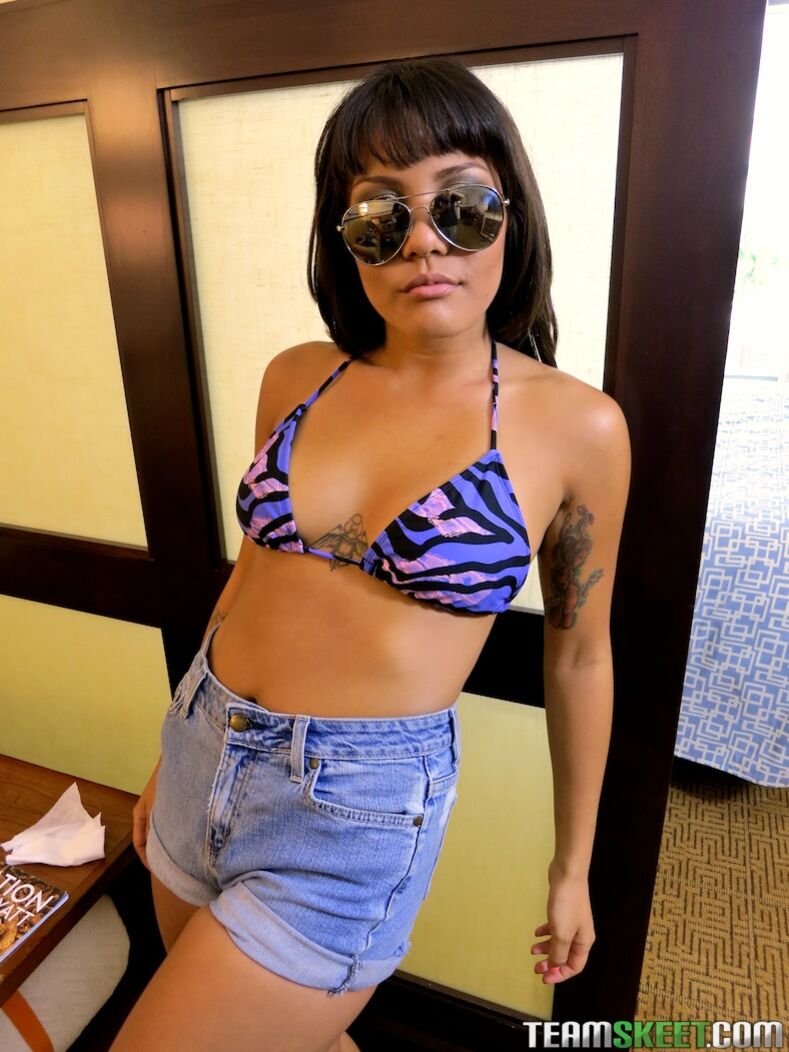 Rise N Fuck Mena Li