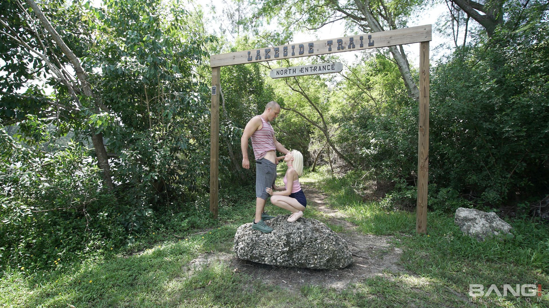 Jessie Saint Flies A Kite And Gets Fucked In The Woods