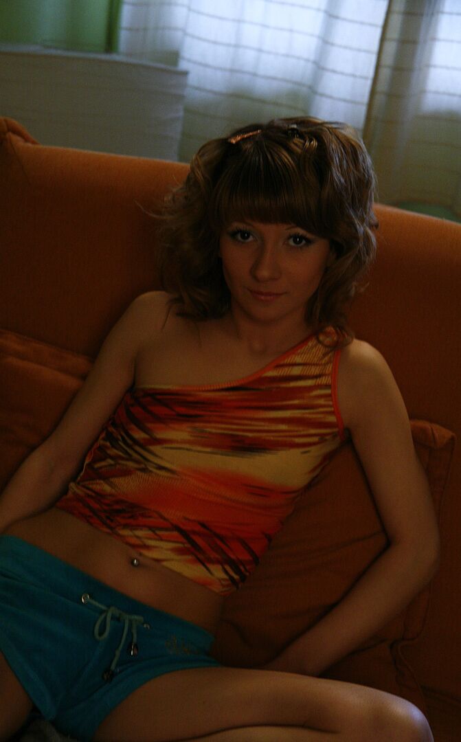 Hot Threesome With Two Beautiful Teen Babes