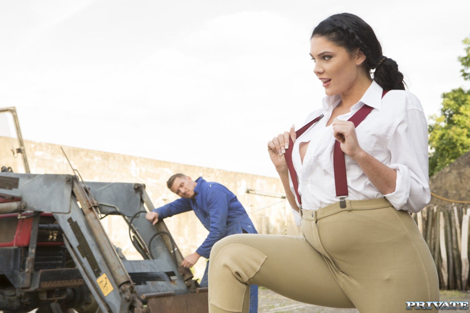 Posh Girl Emma Leigh Takes a Big Farmer’s Cock for a Ride