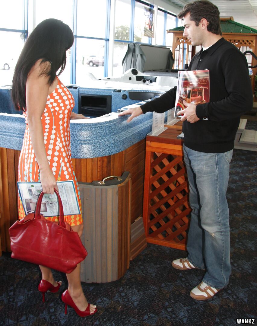 Veronica Goes To Get A New Hot Tub But Leaves With More