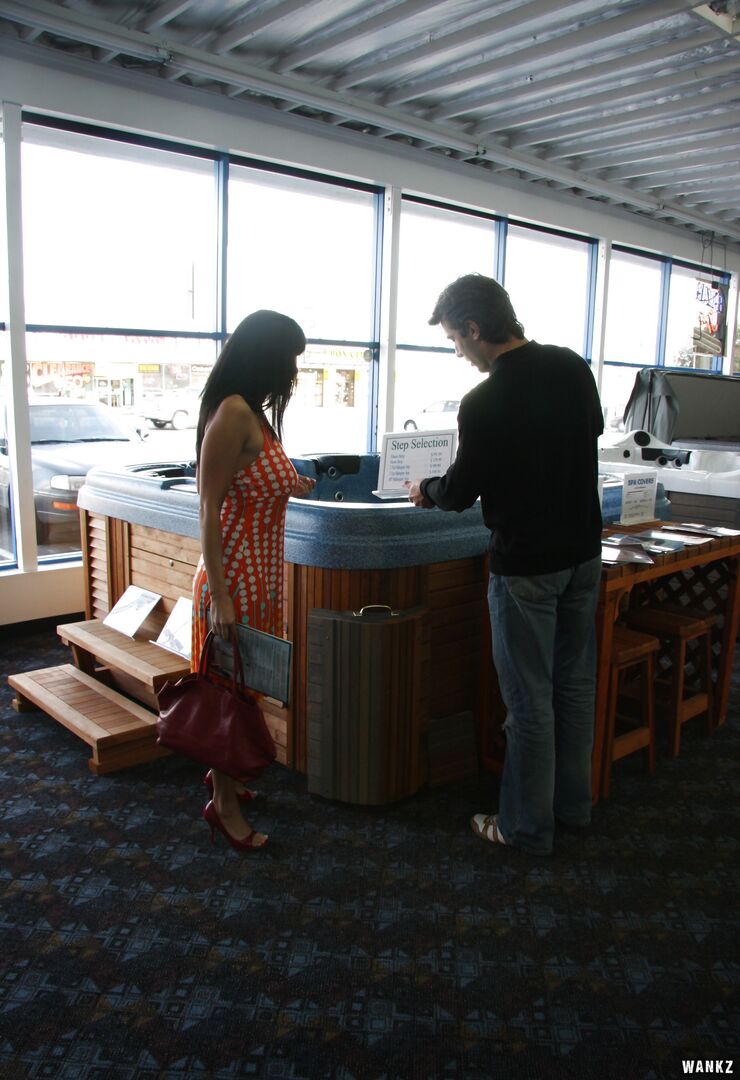 Veronica Goes To Get A New Hot Tub But Leaves With More