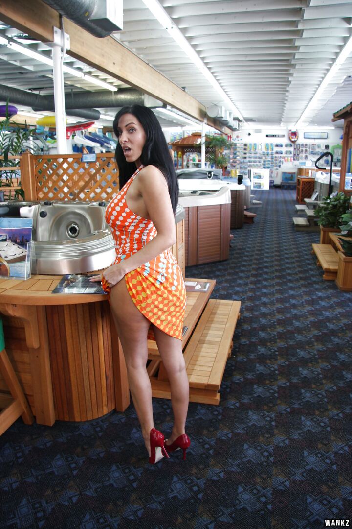 Veronica Goes To Get A New Hot Tub But Leaves With More