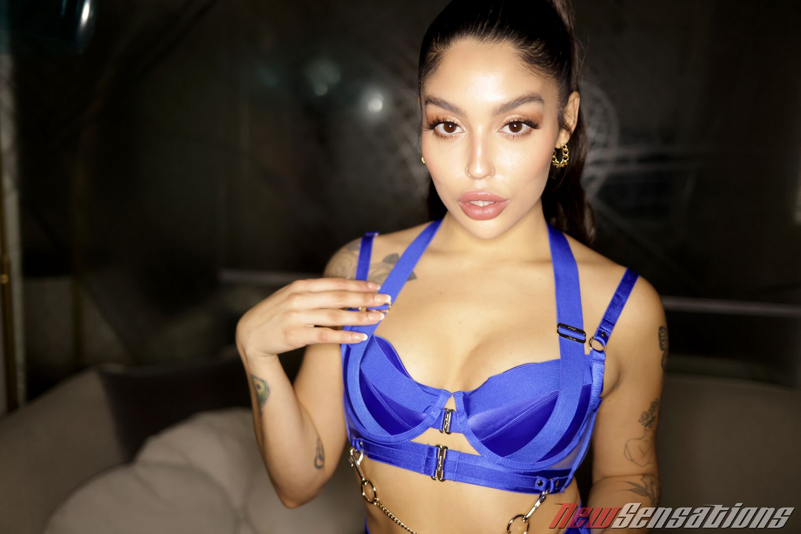Paris White & Vanessa Skye Have A Fun Girls Night In