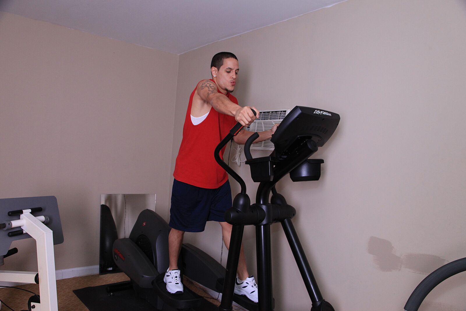 Commando Gets Picked Up At The Gym By Jade Jamison