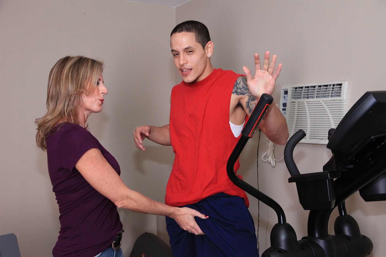 Commando Gets Picked Up At The Gym By Jade Jamison