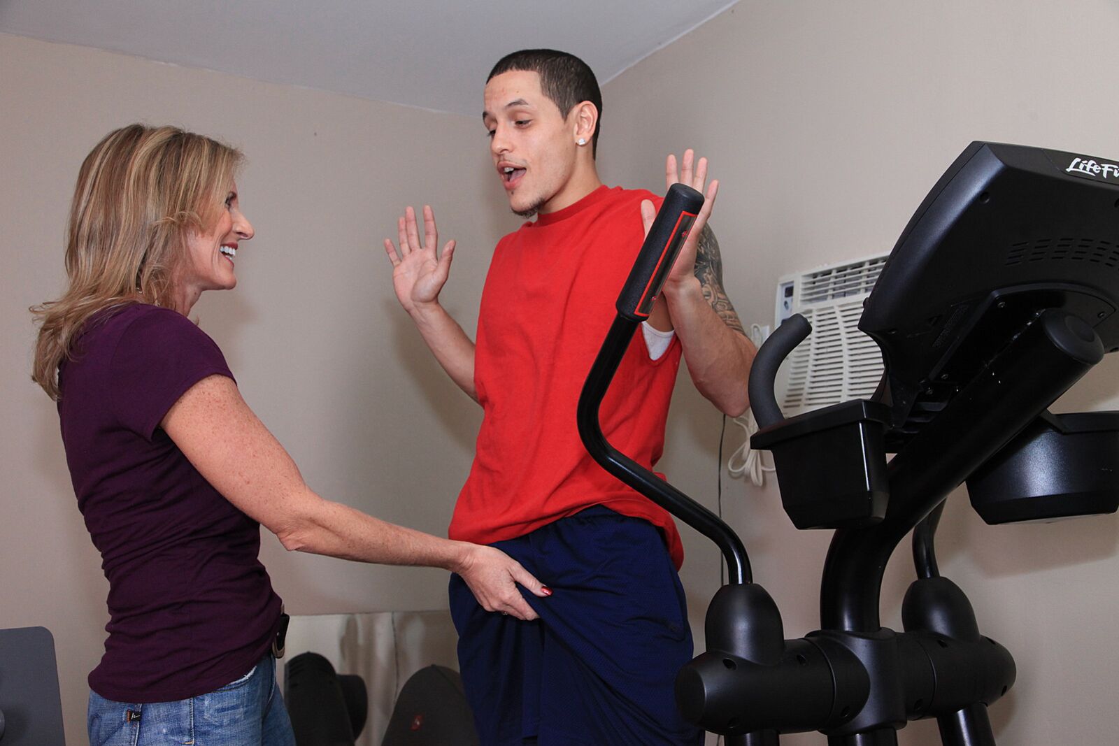 Commando Gets Picked Up At The Gym By Jade Jamison