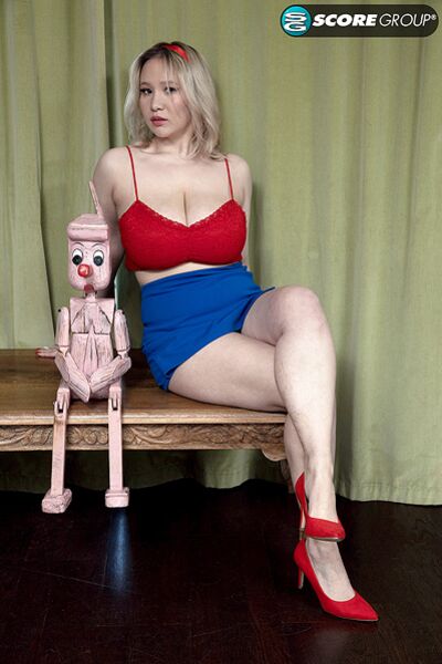 KATIE ROSE: YOU'RE HER PUPPET