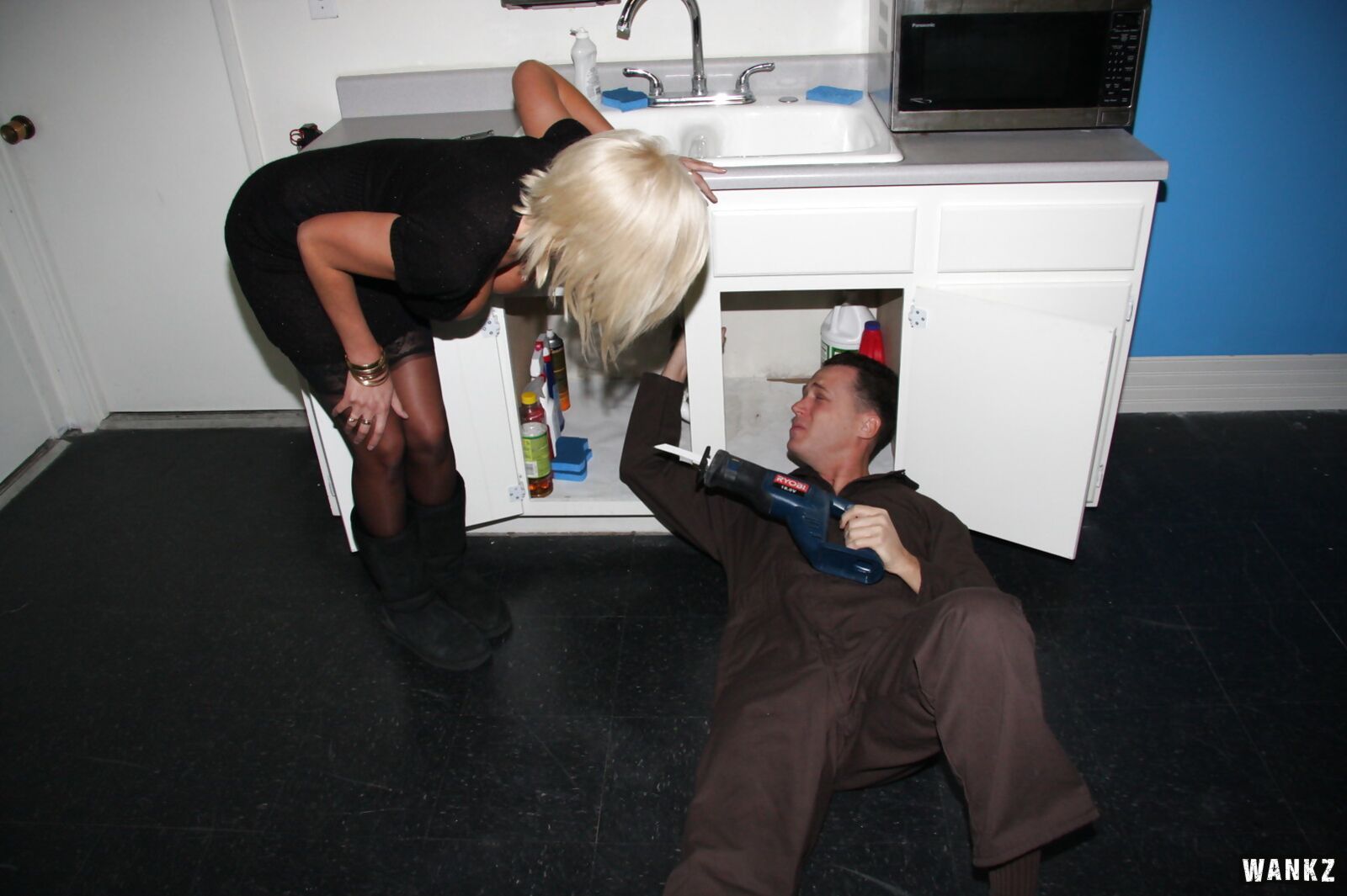 Puma Swede Surprises Joe Blow The Plumber On The Job