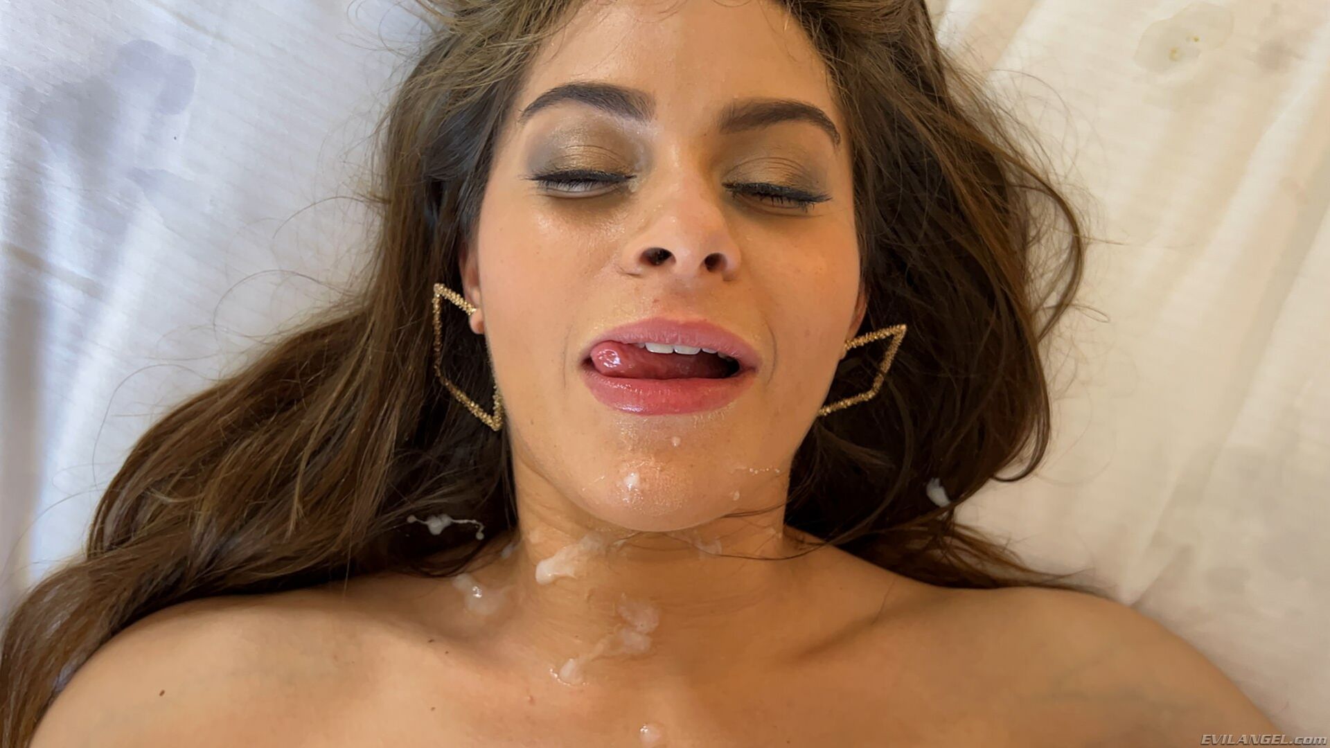 NICOLE ARIA Private Anal Fuck Date POV