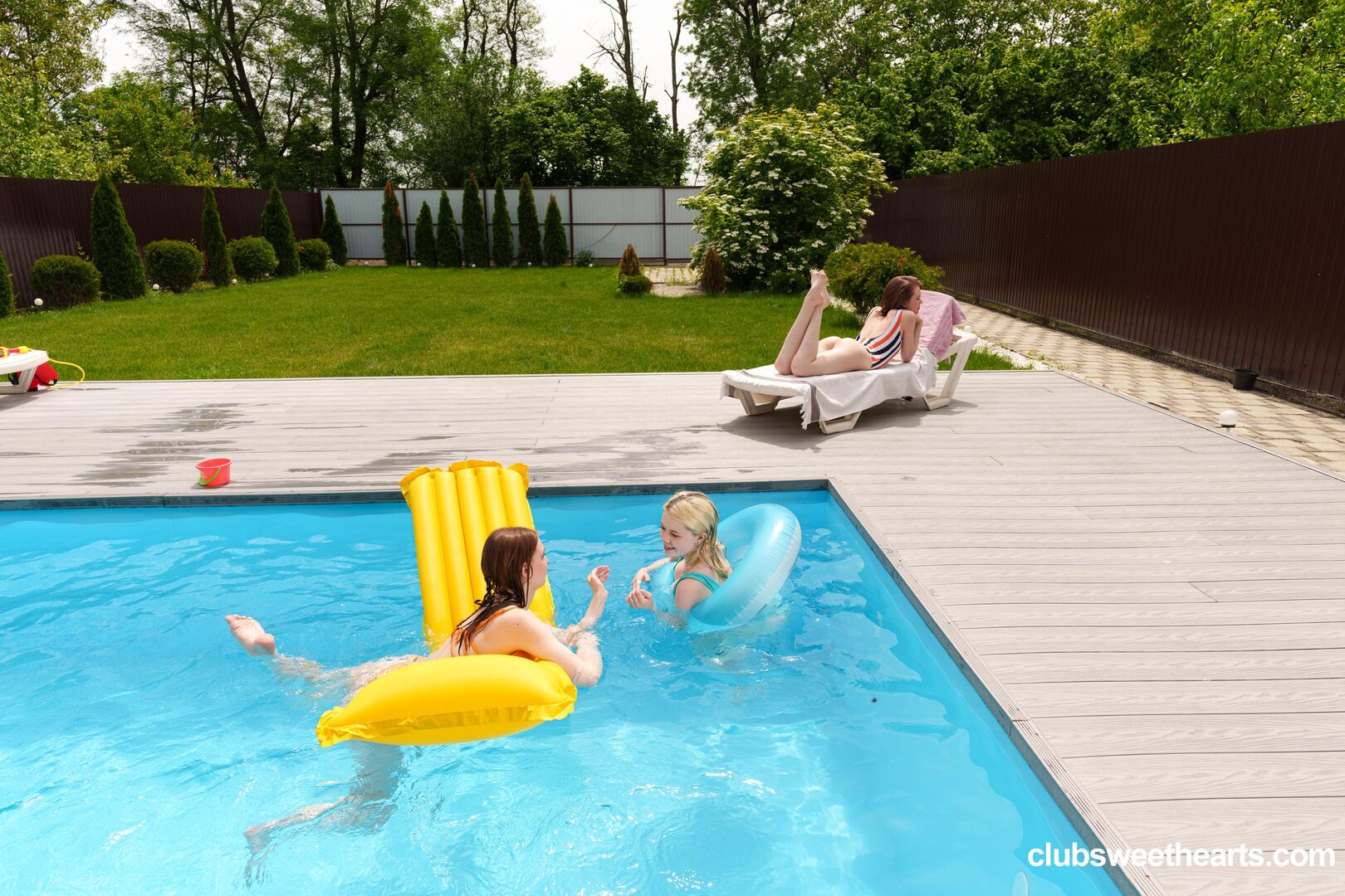 Summer Wet 'n Wild 2023 1/4