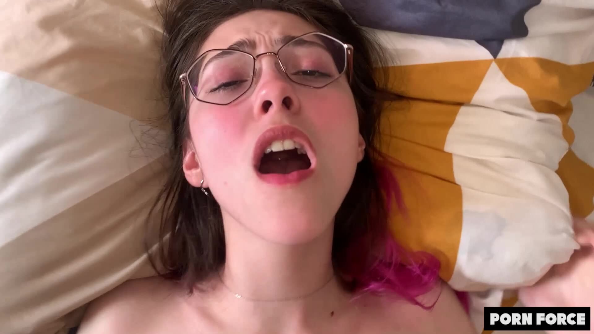 Young Amateur Couple Fucks LIKE RABBITS - 4 MASSIVE Cumshots!!