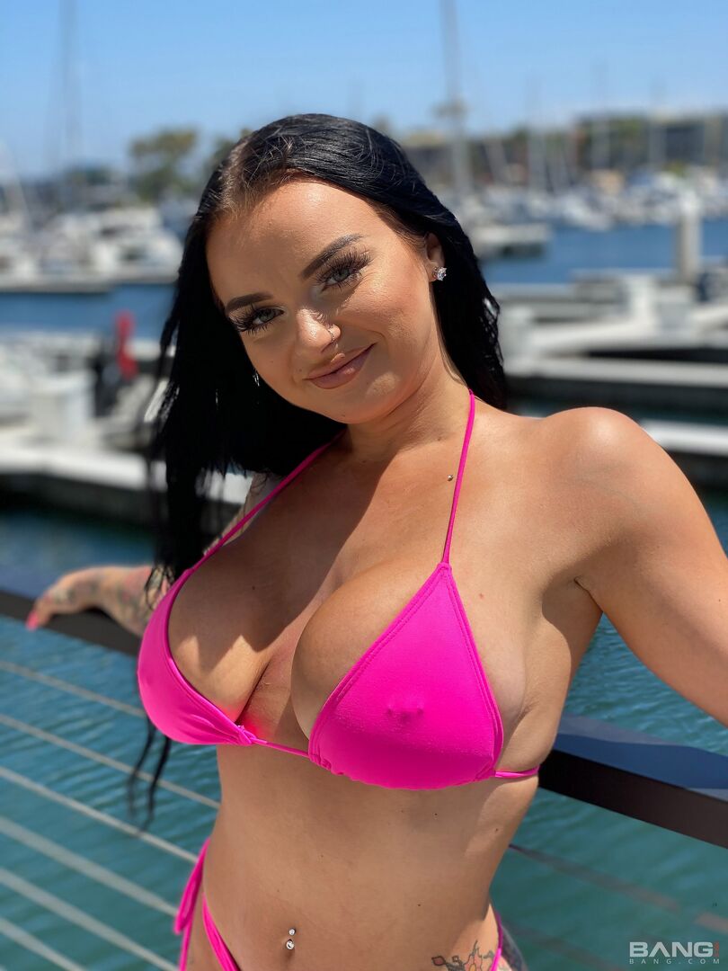 Payton Preslee sucks and tittie fucks all the cum out of his cock