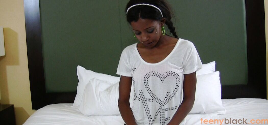 Ebony Schoolgirl Gets Railed Afterschool