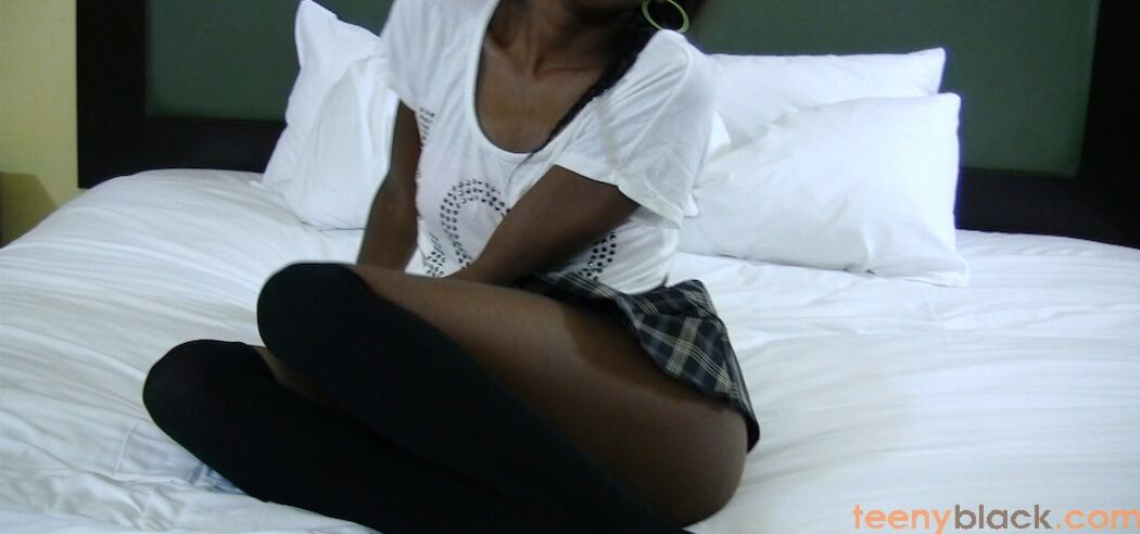 Ebony Schoolgirl Gets Railed Afterschool