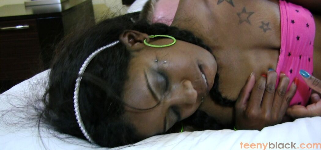 Ebony Schoolgirl Gets Railed Afterschool
