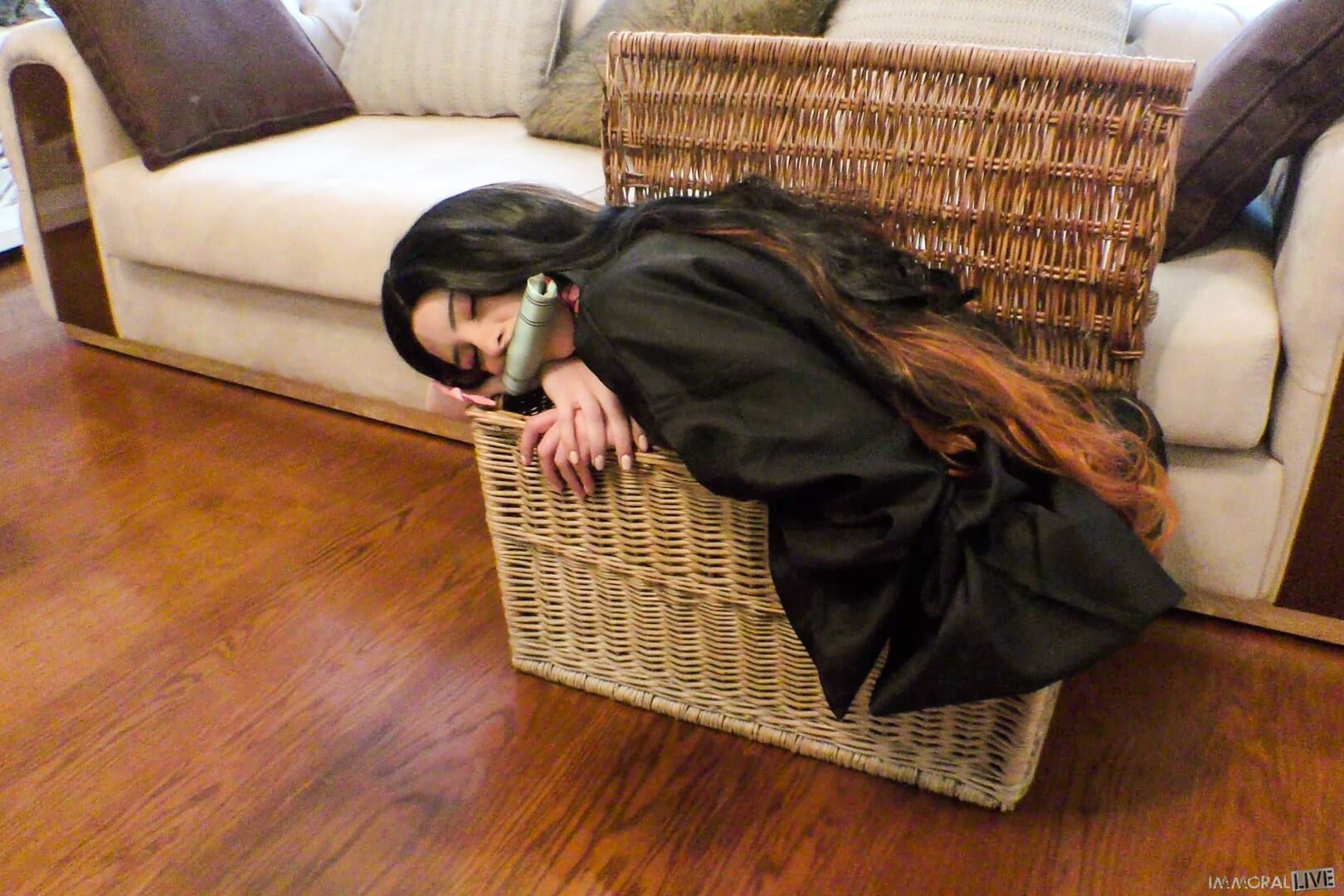 Stepdaughter Melody Marks Dreams of Becoming a Demon Slayer - Part 1<
