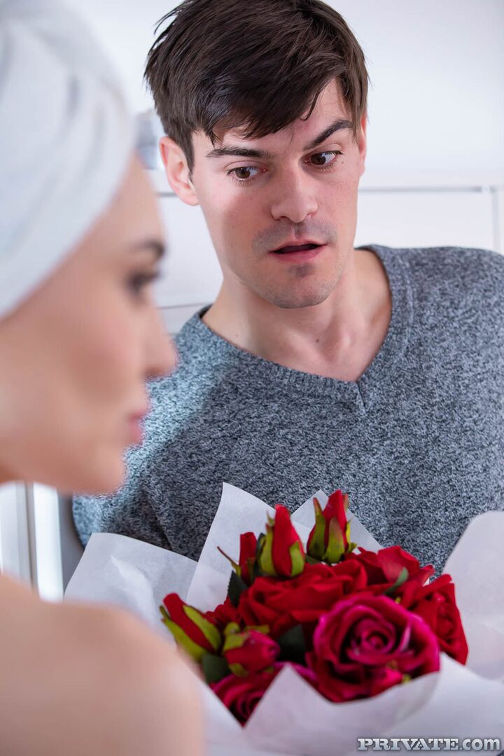 Catherine Knight, Addicted to Anal