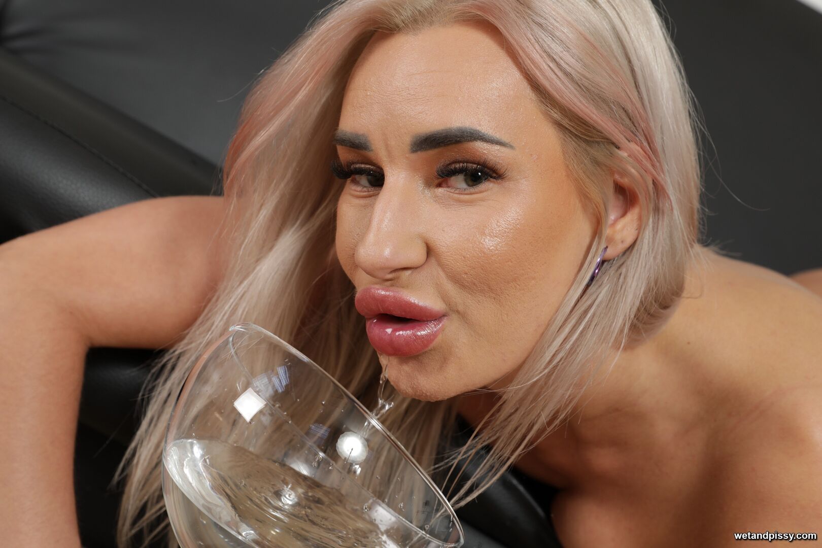 COCO — GOLDEN GOBLET