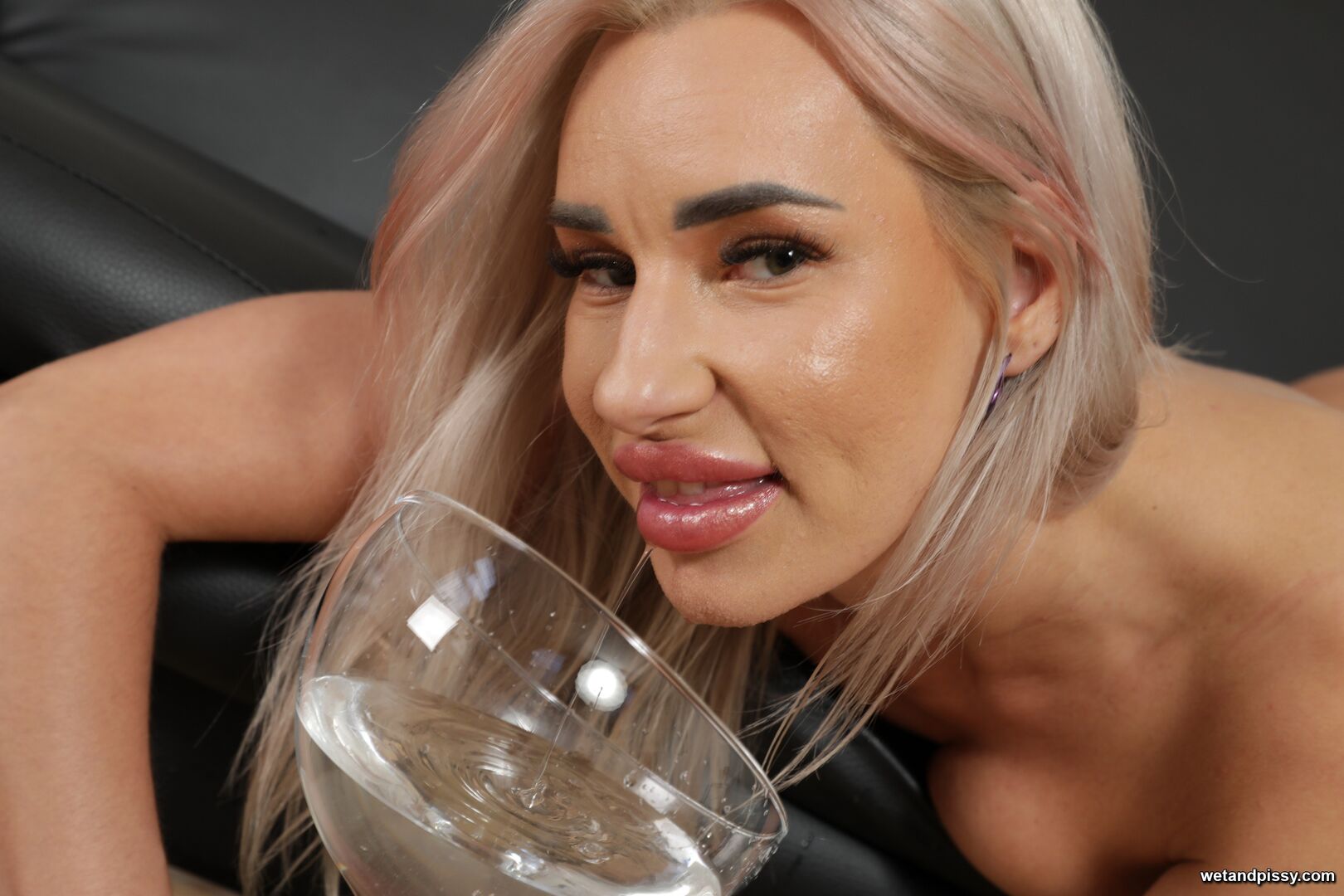 COCO — GOLDEN GOBLET