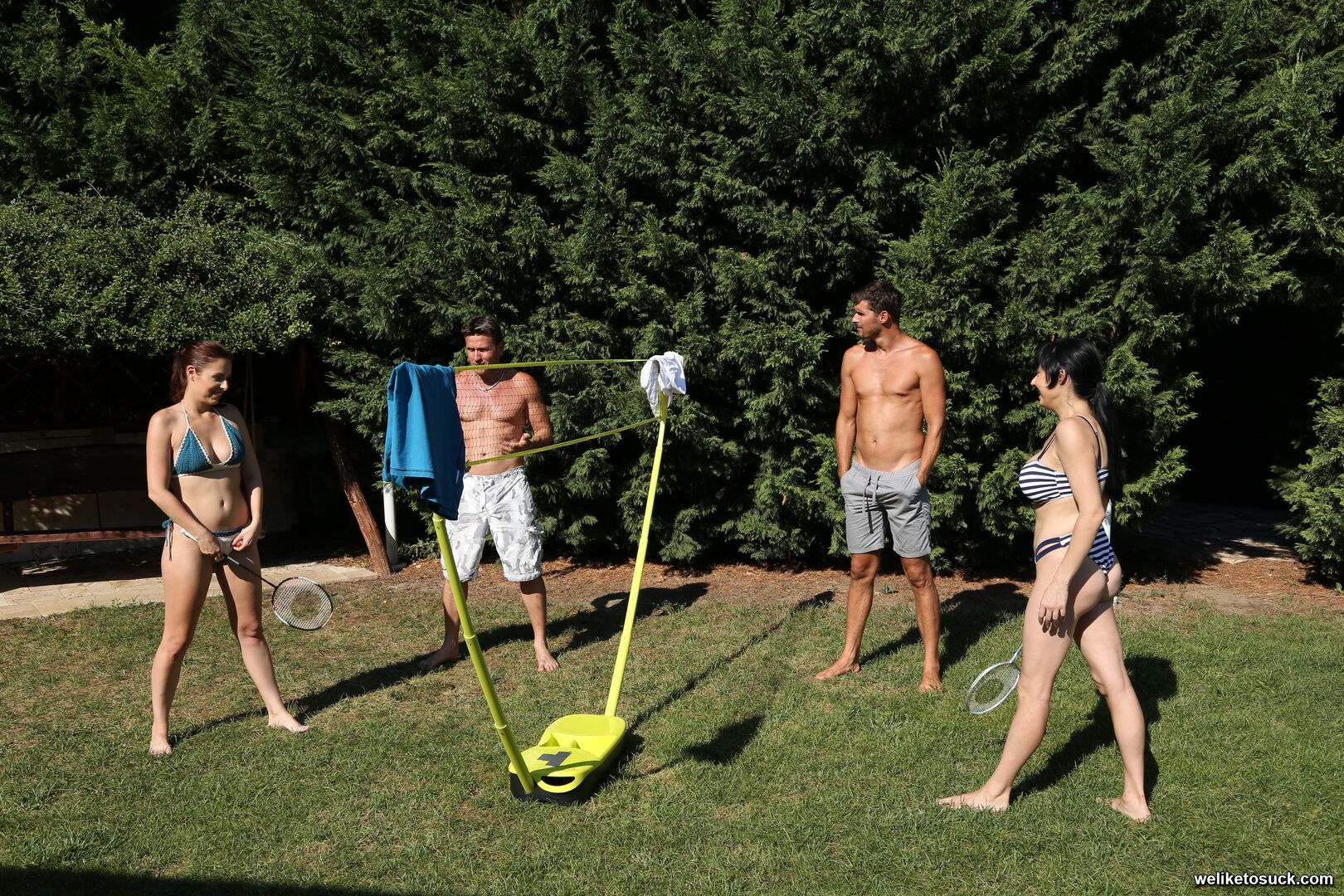 ANTONIA SAINZ & DAMARIS — GARDEN GAMES