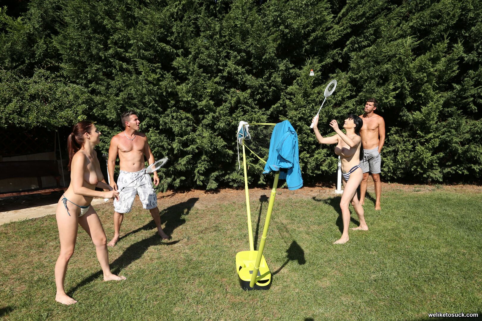 ANTONIA SAINZ & DAMARIS — GARDEN GAMES