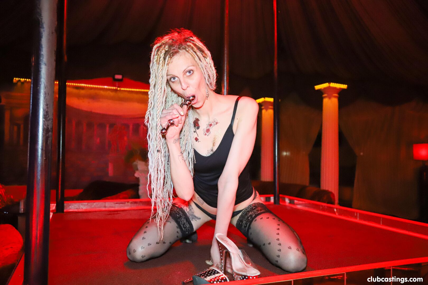 Hippie girl needs to fuck for cash