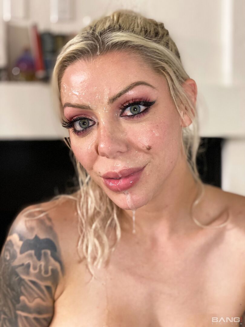 Karma Rx gets so horny giving head that she rubs her clit to cum too