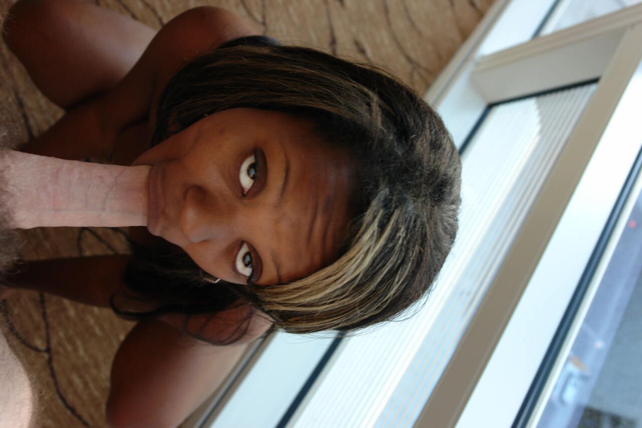 Starving Black Models 2 S 8