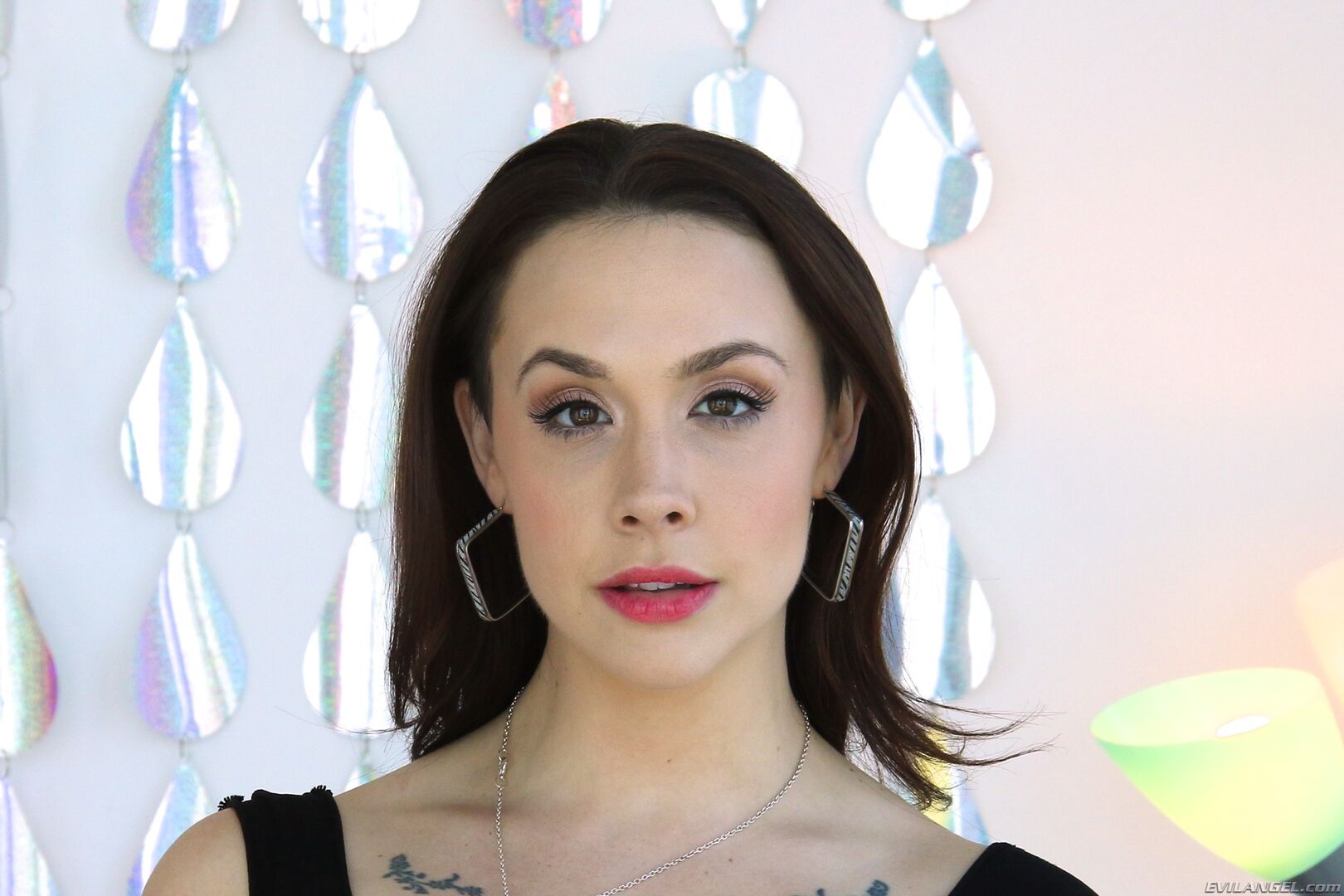 GORGEOUS, GAPING CHANEL'S T & A PLOWED