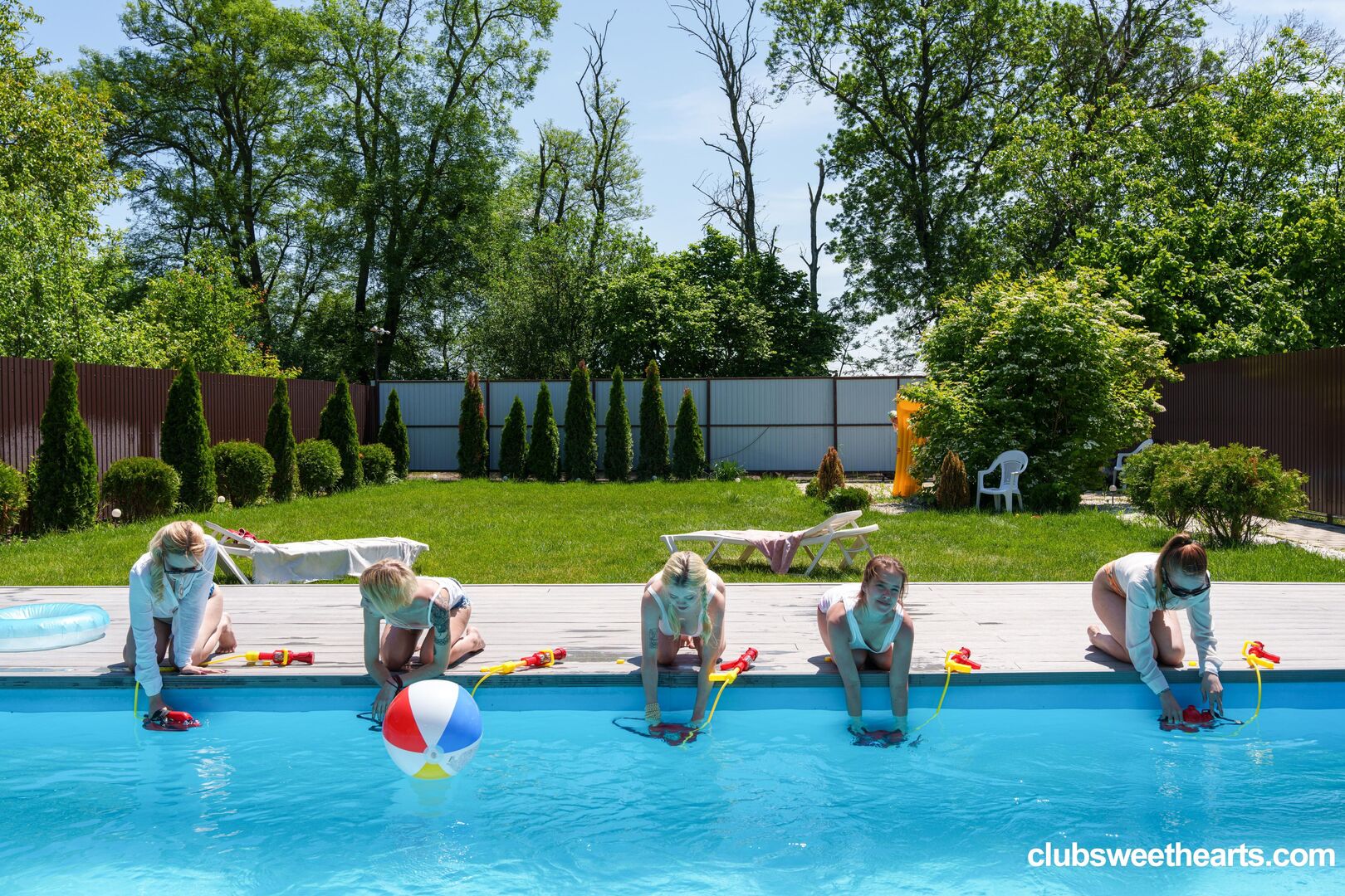 Summer Wet 'n Wild 4/4