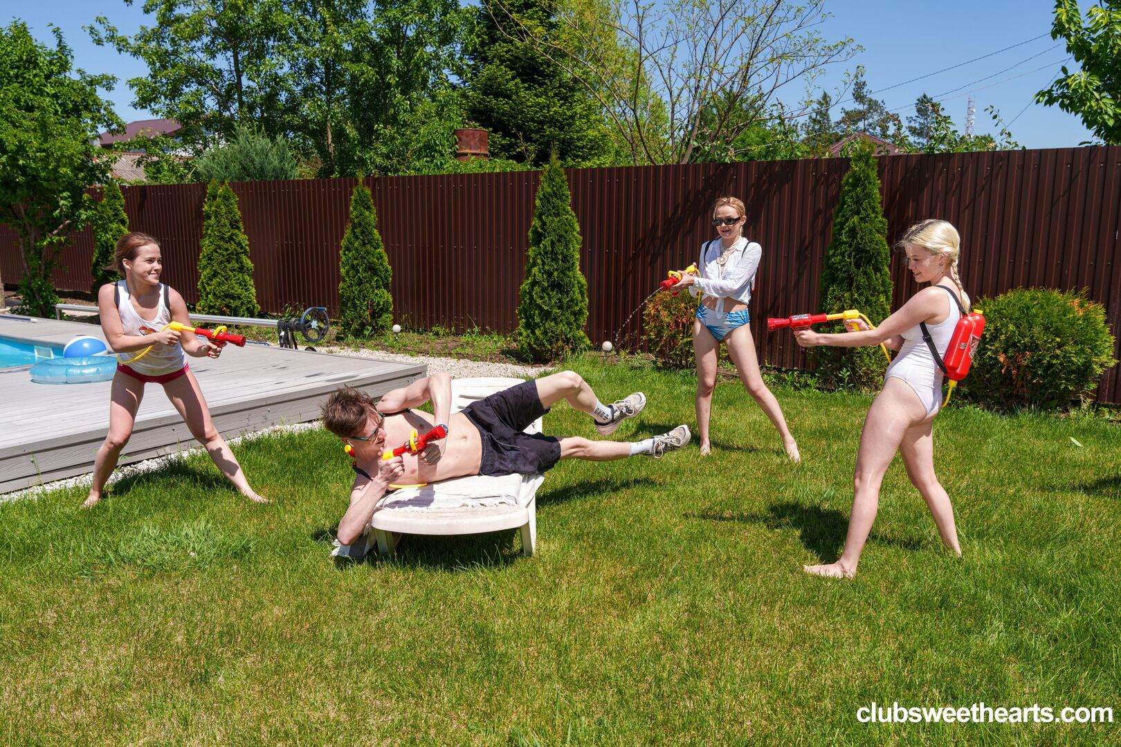 Summer Wet 'n Wild 4/4