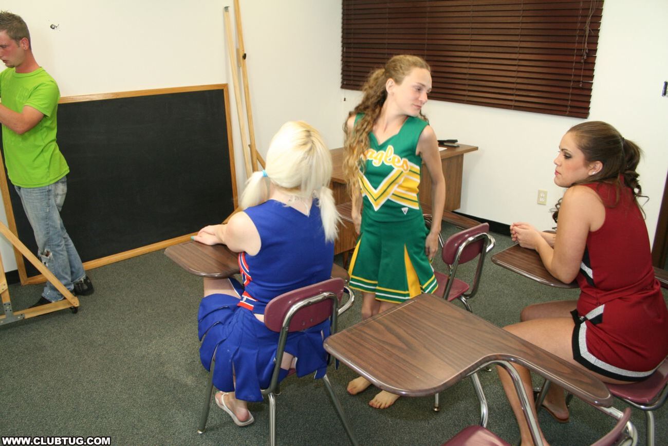Cheerleader Handjob Competition